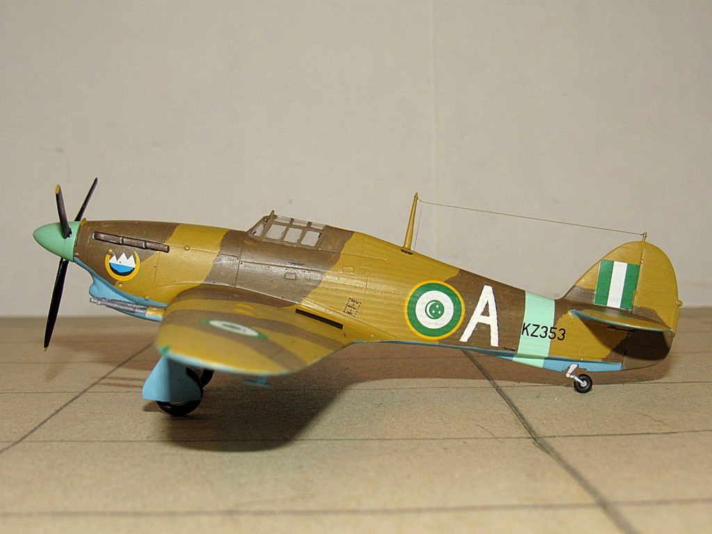 Manfred Rausch / Hawker Hurricane Mk.IIc / 1:72 / Revell