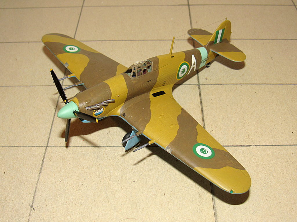 Manfred Rausch / Hawker Hurricane Mk.IIc / 1:72 / Revell